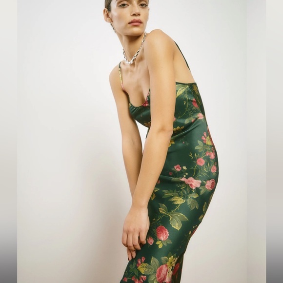 🌺 NWT Reformation Parma Silk Dress in Belvedere Green - Size Small - Picture 3 of 11